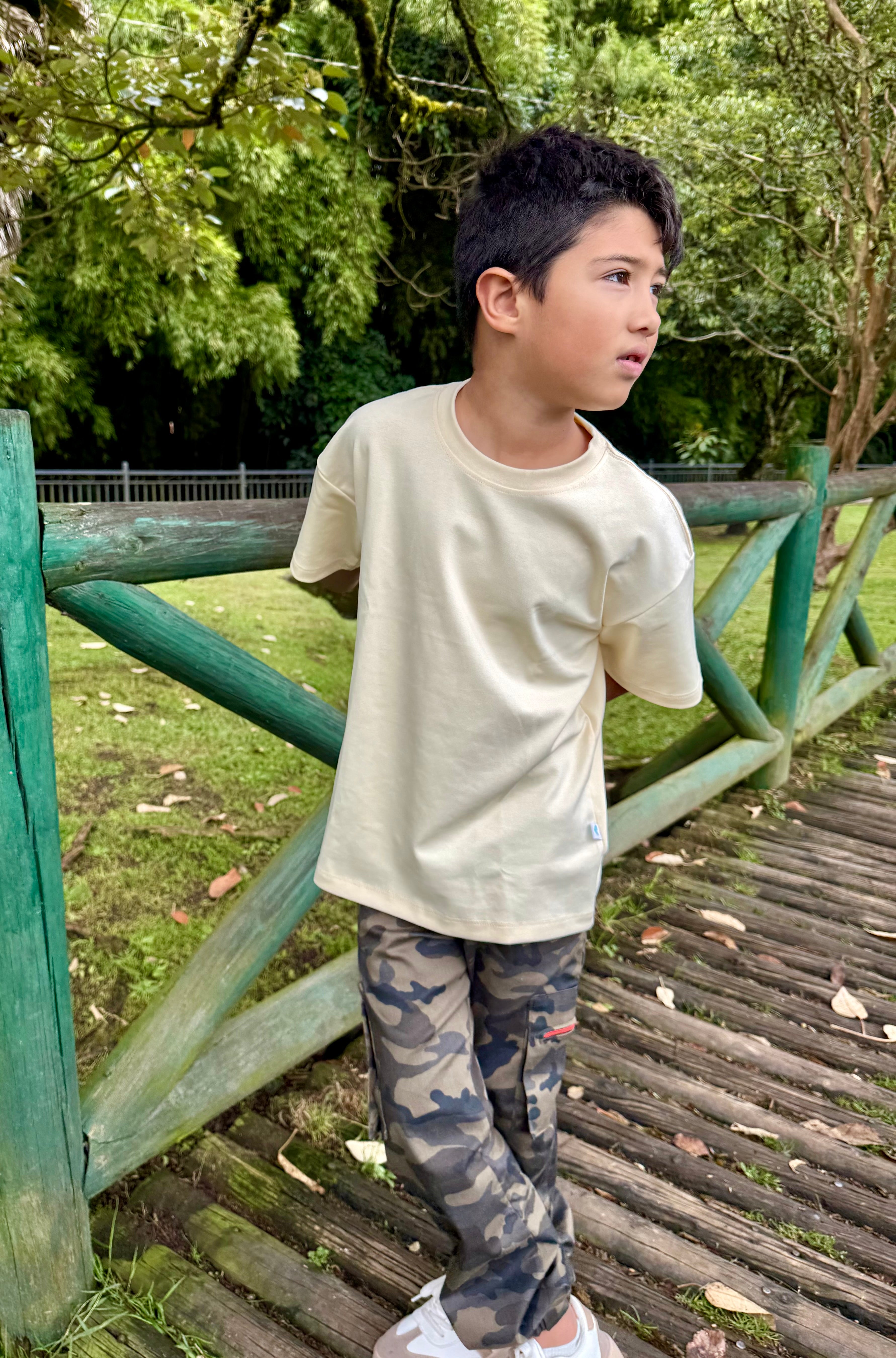 Camiseta oversize para niño y niña