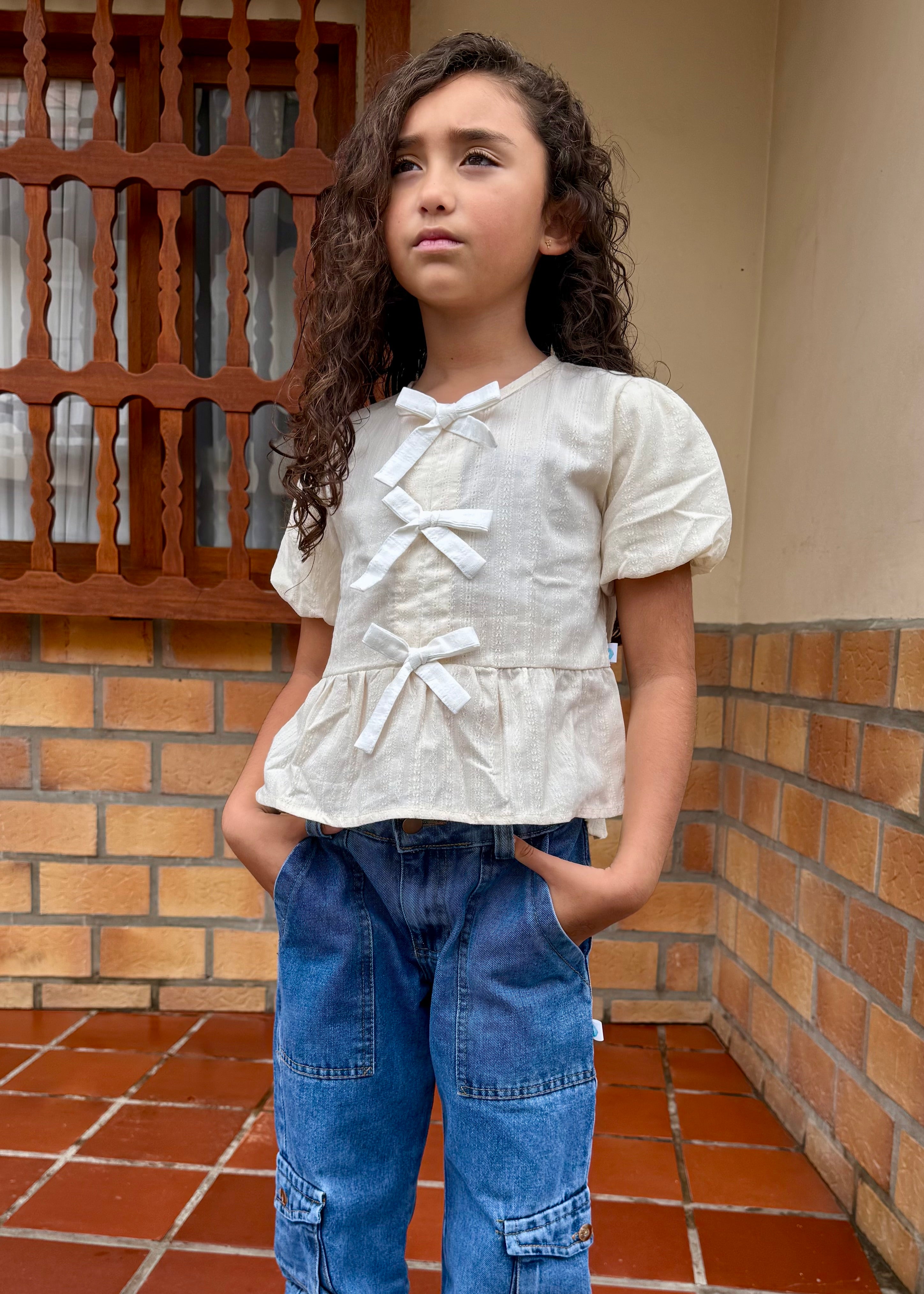 Camisa moños para niña