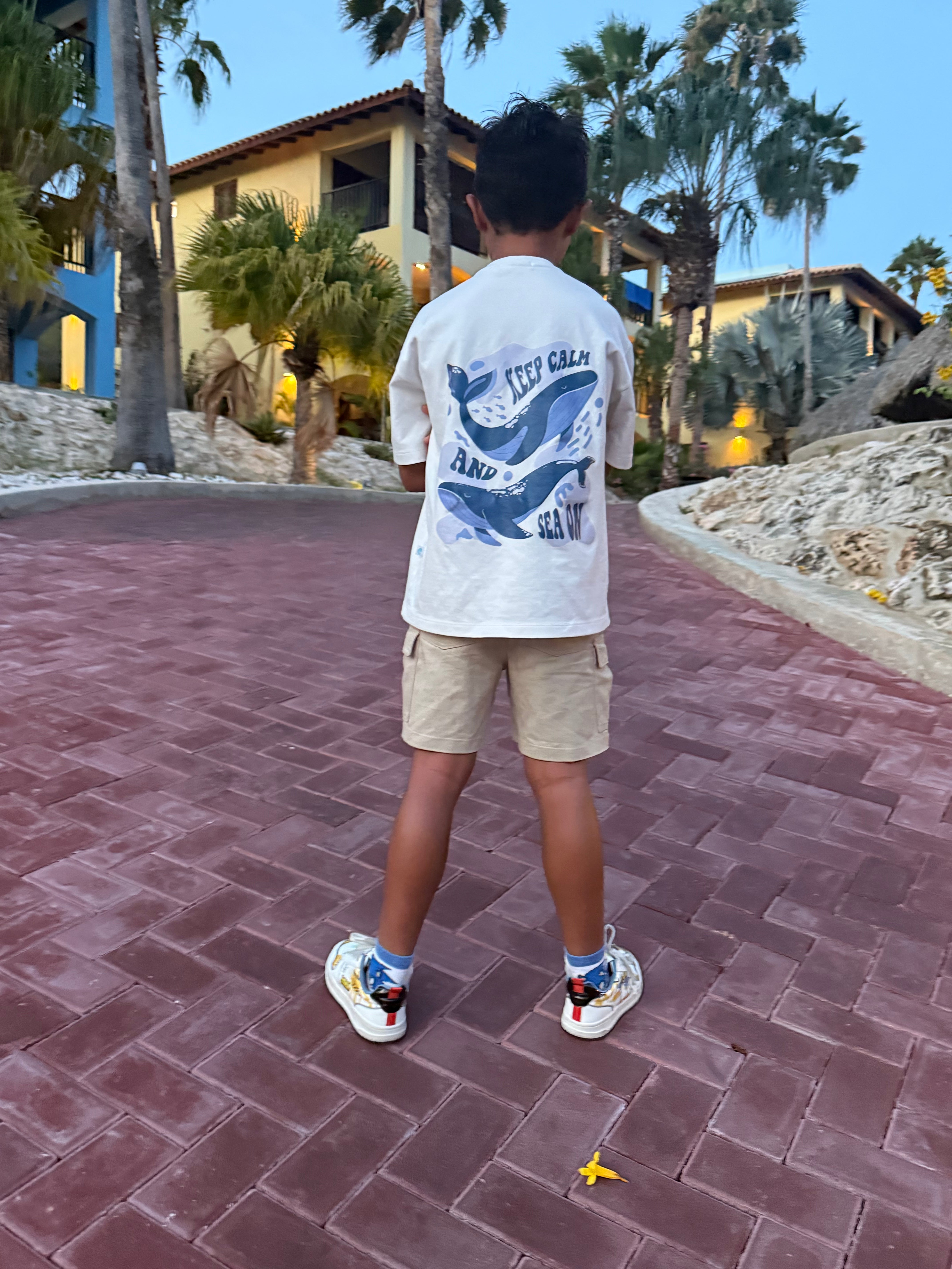 Camiseta estampada oversize para niño y niña